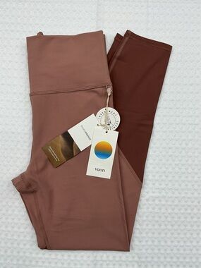 Vuori Two-Tone Dusty Rose and Chestnut Leggings